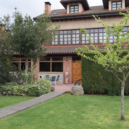 Penzion La Casona De Entralgo Pola de Laviana Exteriér fotografie
