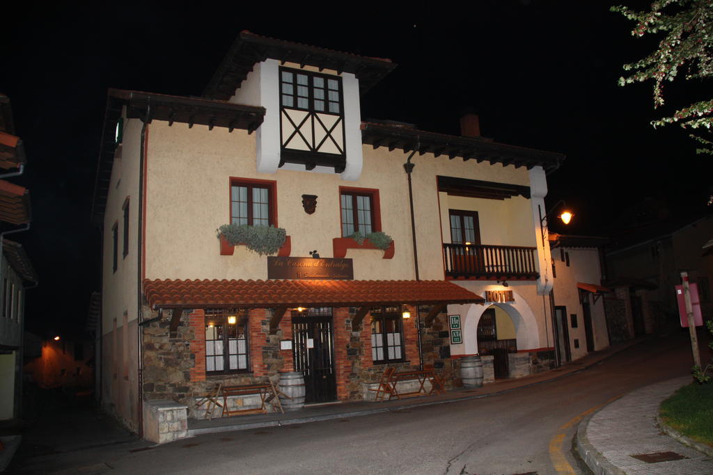 Penzion La Casona De Entralgo Pola de Laviana Exteriér fotografie