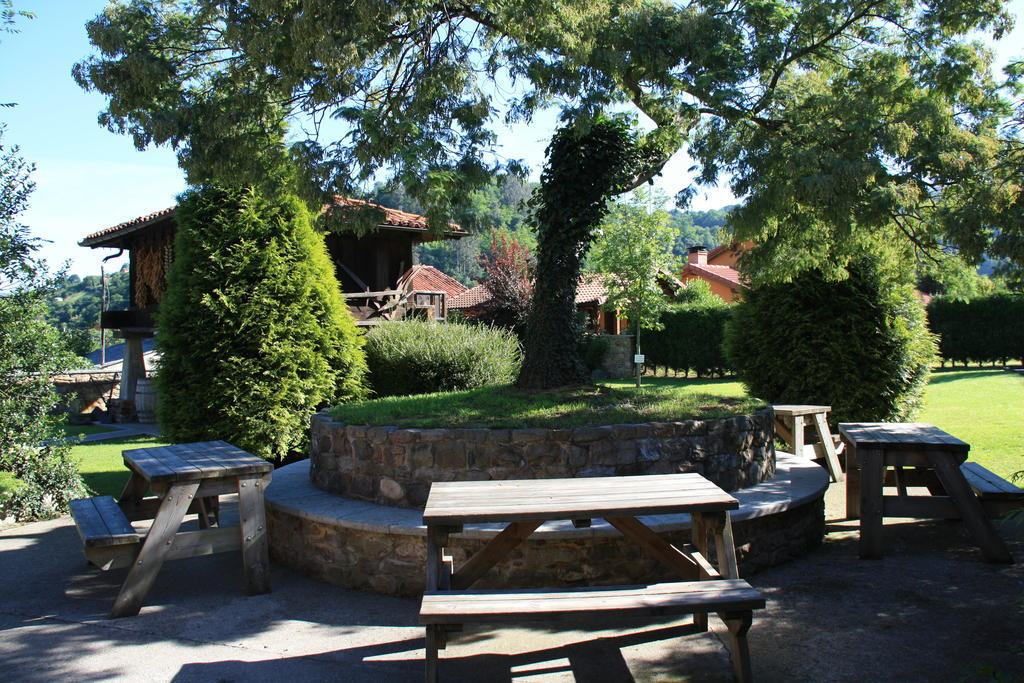Penzion La Casona De Entralgo Pola de Laviana Exteriér fotografie